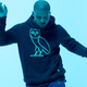 Illustration for article titled Drake dances to some of television’s greatest hits, thanks to the internet